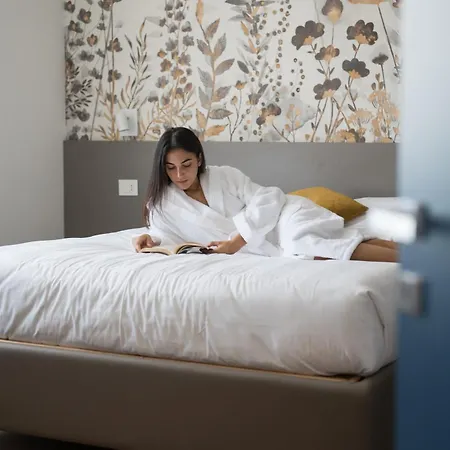 Residenze Terme Antica Querciolaia רפולאנו טרמה